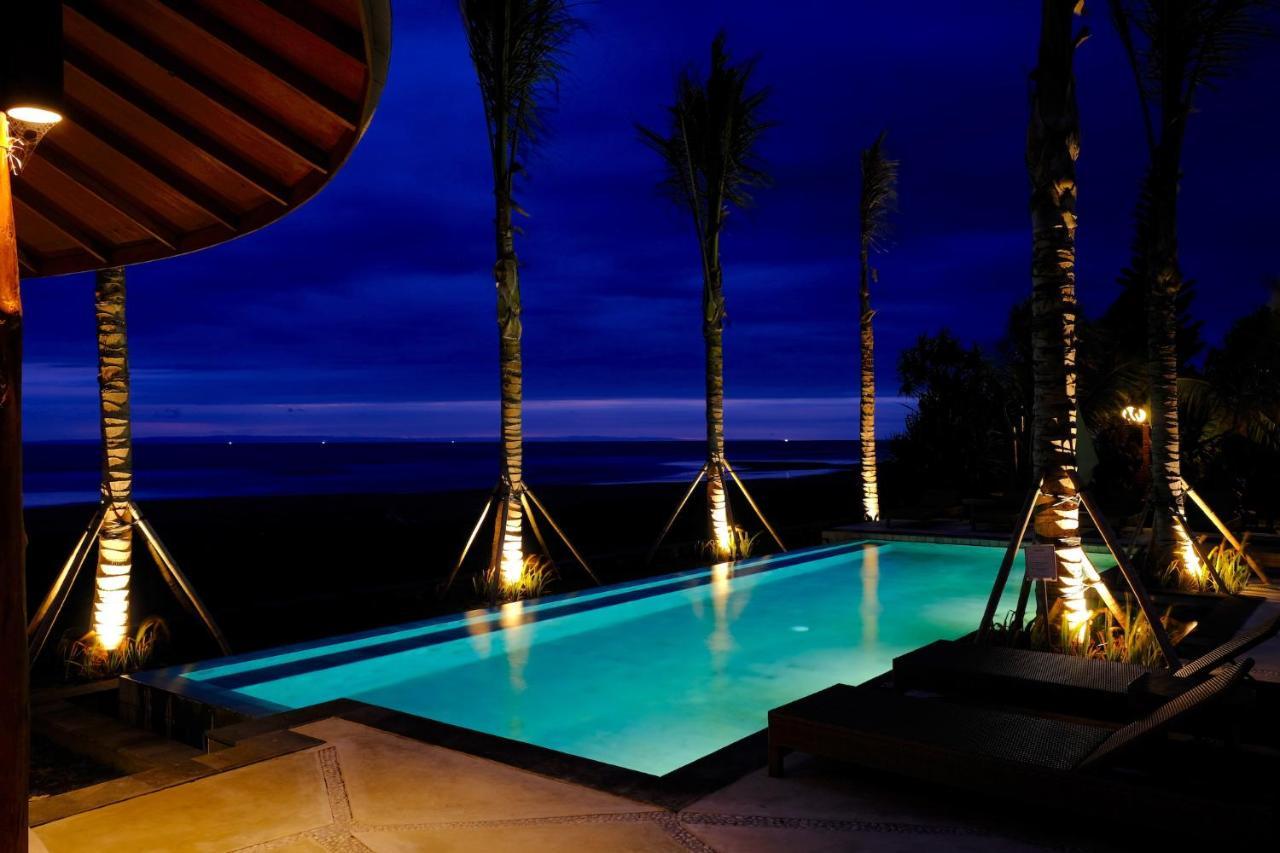 Hotel Wide Sands Retreat